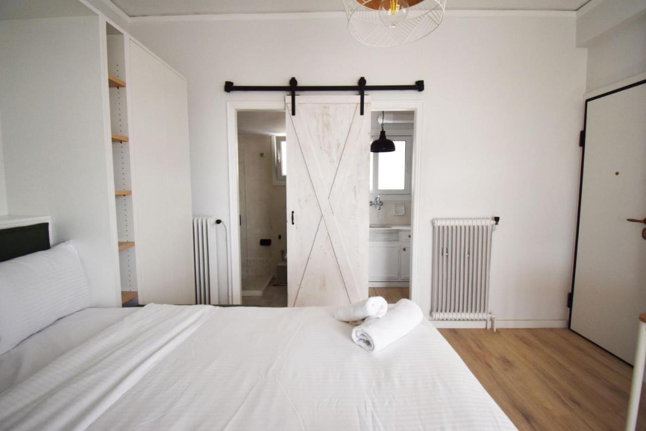 Penthouse Nea Smirni